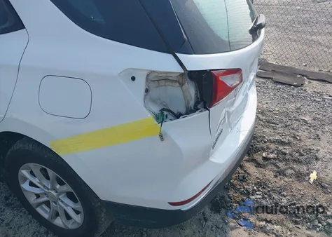 2018 Chevrolet Equinox Ls z USA, uszkodzony, nr VIN 2GNAXHEV5J6324399